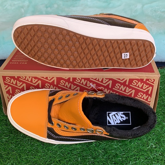 VANS OLD SKOOL MTE APRICOT/BLACK MEN’S - Picture 3 of 16